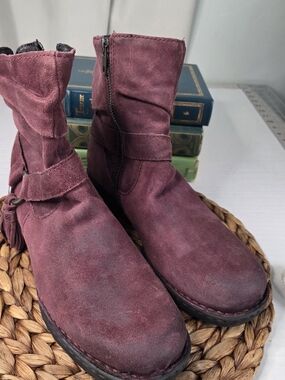Womens Suede Mid-Calf Boots in Burgundy - Stylish Everyday Wear